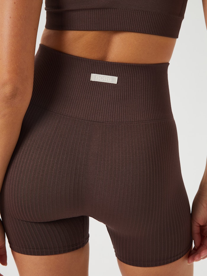 Stylish yoga wear from OGNX: Discover our innovations