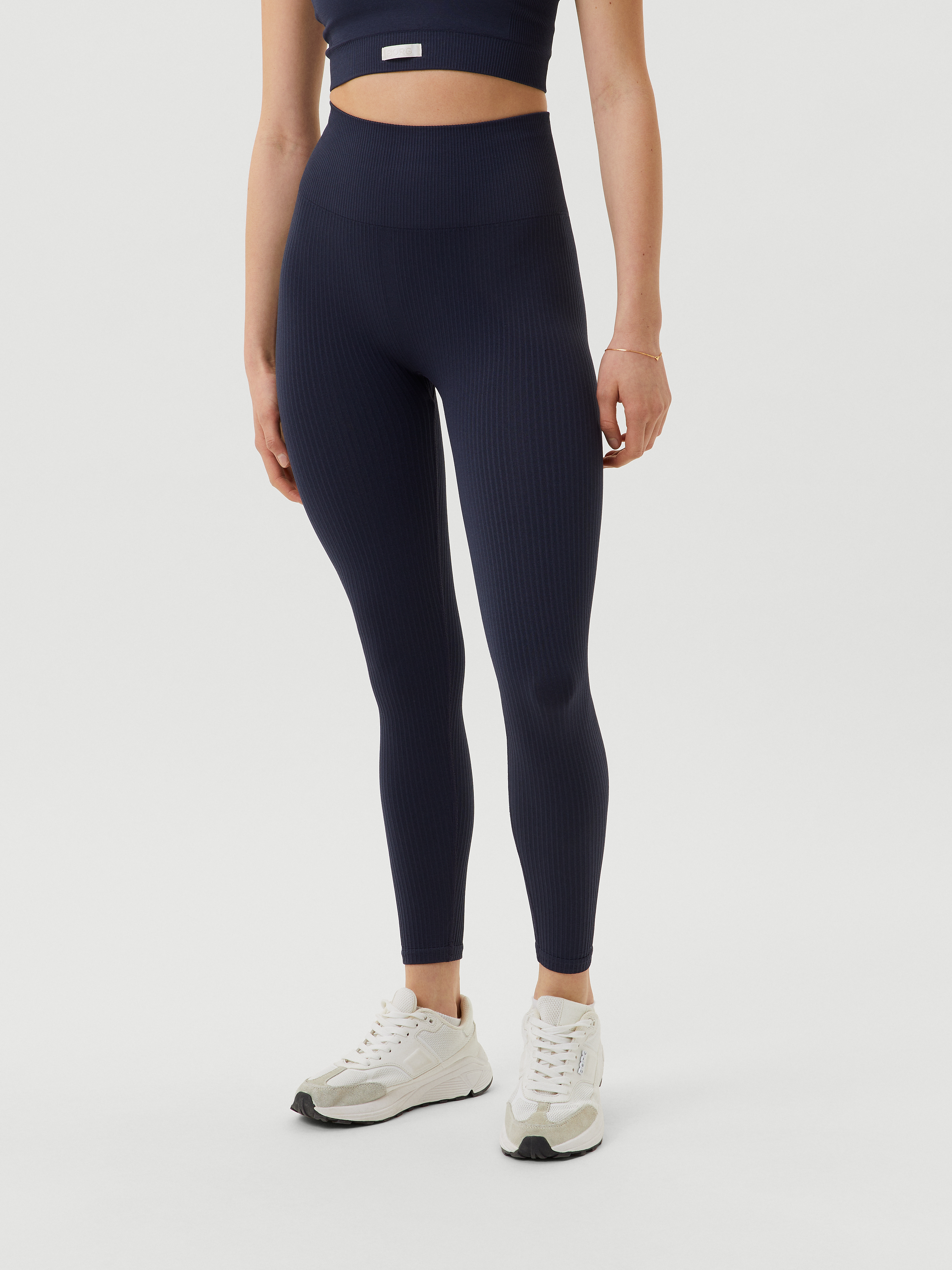 Nike seamless deals studio tights