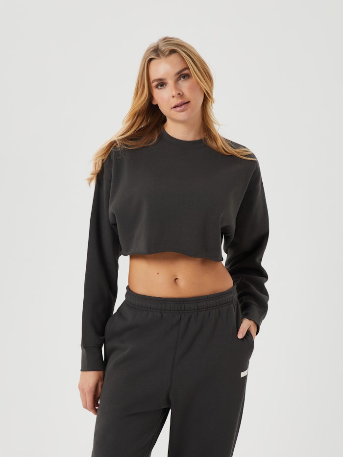 Studio Oversized Cropped Crew