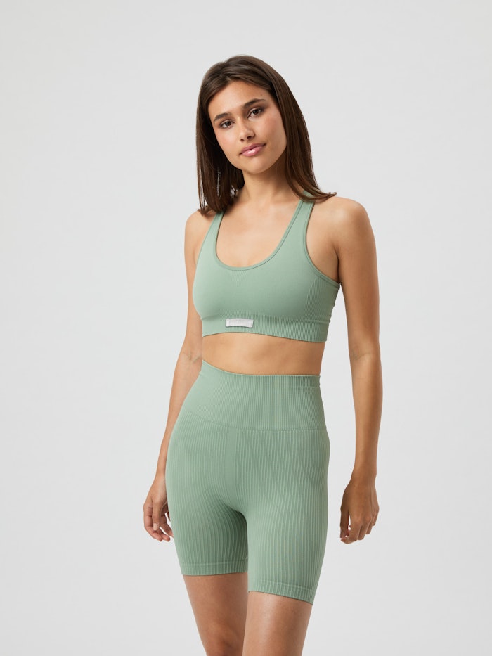 Studio Seamless Low Sports Bra